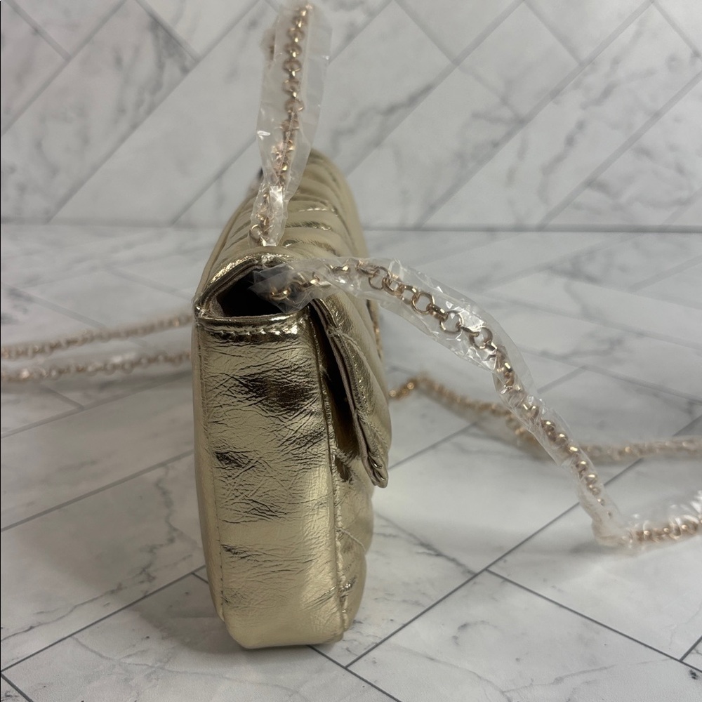 NWT Nicole Miller Womens Gold Chevron Quilted Faux Leather Chain Crossbody Bag - Picture 5 of 11